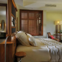 Отель Beachcomber Trou aux Biches Resort & Spa 5* Полулюкс с различными типами кроватей фото 4