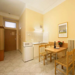 Отель Golden City 3* Апартаменты с различными типами кроватей фото 8