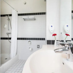 AZIMUT Hotel Munich 3* Стандартный номер с различными типами кроватей фото 13