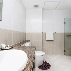 Апартаменты Pratumnak Hill Apartment 1 Bedroom Паттайя ванная