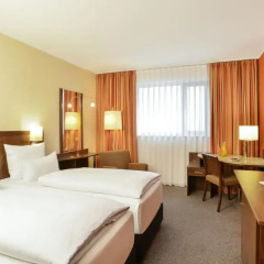 Отель NH Collection Frankfurt City 4* Улучшенный номер с различными типами кроватей фото 9