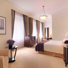 Four Seasons Hotel Gresham Palace Budapest 5* Стандартный номер с различными типами кроватей