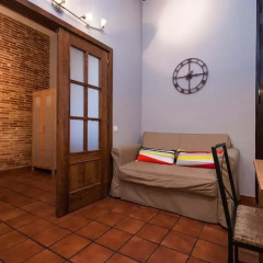 Апартаменты Plaza Real Apartments Барселона комната для гостей фото 4