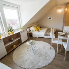 Апартаменты Warm & Friendly Apartment II. комната для гостей