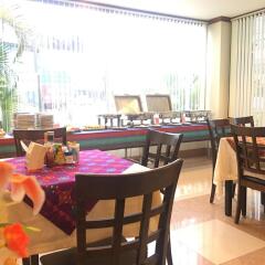 Отель Krabi Phetpailin Hotel Таиланд, Краби - отзывы, цены и фото номеров - забронировать отель Krabi Phetpailin Hotel онлайн питание фото 2