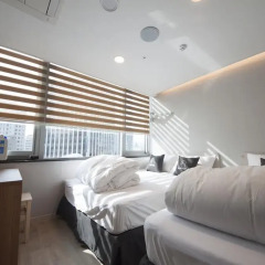 Отель K-Guesthouse Dongdaemun Premium 2* Стандартный номер с различными типами кроватей фото 2