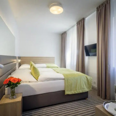 Hotel White Lion 3* Люкс разные типы кроватей фото 2