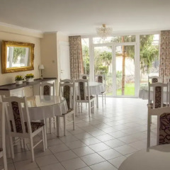 Отель Bussines Travel House Pokoje Goscinne Варшава питание