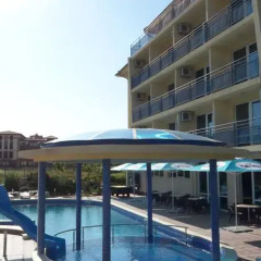 Peshev Family Hotel Свети Влас