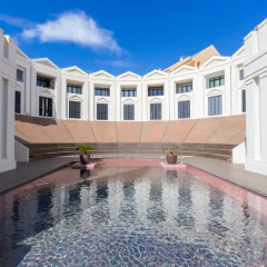 Отель Abahana Villa Anfiteatro бассейн