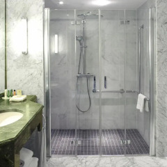Отель Hilton Brussels Grand Place 4* Стандартный номер с двуспальной кроватью фото 4