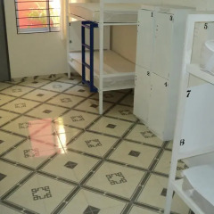 Отель Hostal Centro Historico Oasis 2* Кровать в общем номере фото 5