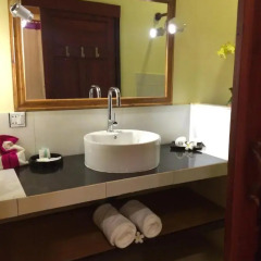 Отель Inle Inn 2* Номер Делюкс с различными типами кроватей фото 5