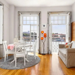 Отель Oporto Home - River Front Апартаменты разные типы кроватей фото 45