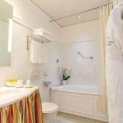 Hotel Splendid Cannes 4* Стандартный номер с различными типами кроватей фото 8