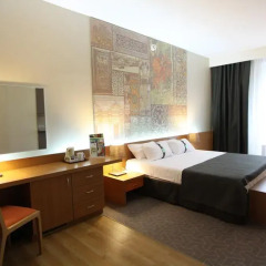Гостиница Holiday Inn Moscow Tagansky (бывший Симоновский) 4* Стандартный номер с различными типами кроватей