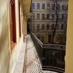 Апартаменты Liszt Studios Apartment балкон