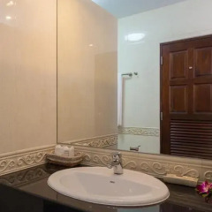 Отель Tropica Bungalow Resort 3* Семейный номер Делюкс с различными типами кроватей фото 21