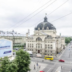 Гостиница Chornovola 1