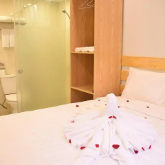 Hanoi Blues Hostel 2* Улучшенный номер фото 5
