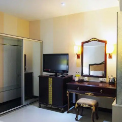 Отель The Privi Suites 3* Улучшенный номер с различными типами кроватей фото 8