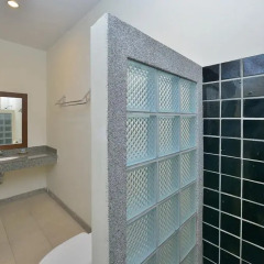 Отель Happy Cottages Phuket ванная