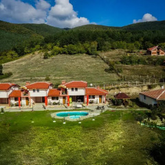 Отель Gledkata Complex Болгария, Габрово - отзывы, цены и фото номеров - забронировать отель Gledkata Complex онлайн пляж