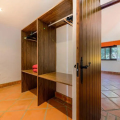 Отель Hacienda Roche Viejo сейф в номере