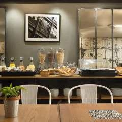 Отель Hôtel Espace Champerret питание