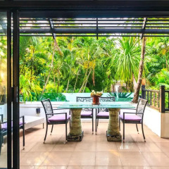 Отель Kamala Beach Estate бассейн