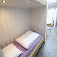 Отель The blossom in hongdae Коттедж с различными типами кроватей фото 29