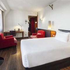 Отель NH Milano Touring 4* Улучшенный номер с различными типами кроватей фото 18
