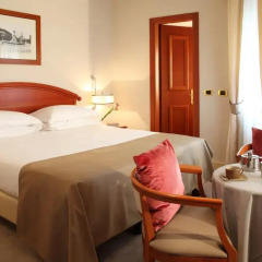 Отель The Rosa Grand Milano - Starhotels Collezione 4* Стандартный номер фото 4