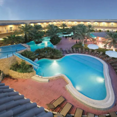 Movenpick Hotel Kuwait бассейн фото 2