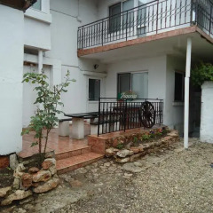Отель White Dove Guest House Стандартный номер фото 9