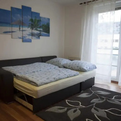 Отель Spacious Prague Flat комната для гостей фото 3