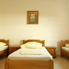 Sun Hostel Budva Стандартный номер с различными типами кроватей фото 7