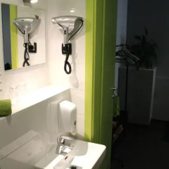 Chic Hostel Стандартный номер с 2 отдельными кроватями фото 13
