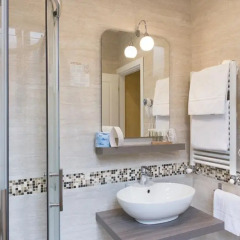 Отель Domus Trevi 3* Стандартный номер с различными типами кроватей фото 28