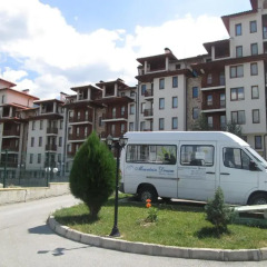 Отель Mountain Dream Alexander Services Apartments Болгария, Банско - отзывы, цены и фото номеров - забронировать отель Mountain Dream Alexander Services Apartments онлайн городской автобус