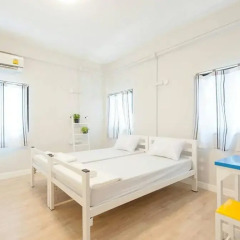 My Thai Hostel Стандартный номер фото 11