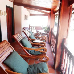 Отель Oui's Guesthouse 2* Улучшенный номер с различными типами кроватей фото 9