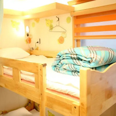 Отель Bounce Guesthouse Hongdae (Foreigners Only) Кровать в женском общем номере с двухъярусной кроватью фото 3
