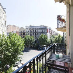Отель AB Aragó Executive Suites балкон