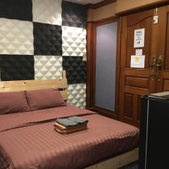 Отель B&b 22 House Бангкок комната для гостей фото 2
