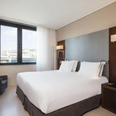 Отель H10 Itaca 4* Улучшенный номер с двуспальной кроватью фото 4