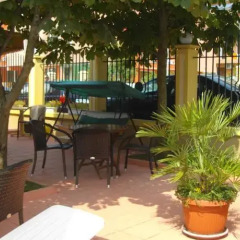 Отель Guest House Vienna гостиничный бар