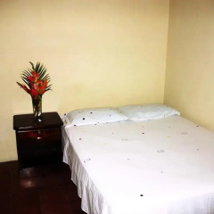 Hotel & Hostal Yaxkin Copan 2* Стандартный номер с двуспальной кроватью фото 3