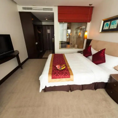 The Hanoi Club Hotel & Lake Palais Residences 4* Улучшенный номер с двуспальной кроватью фото 3