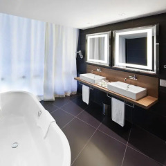 Отель NH Collection Milano President 5* Люкс с различными типами кроватей фото 4